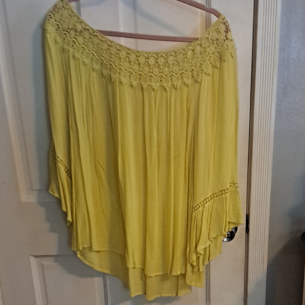 JohnPaulRichard Cream Lace Blouse
